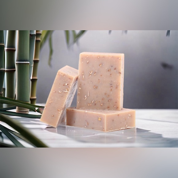 Oatmeal Milk and Honey Soap - Picture 1 of 2